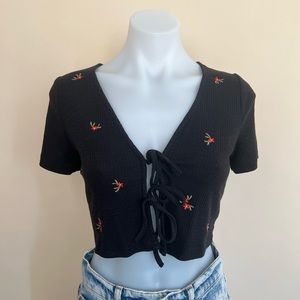 Black tie front crop top